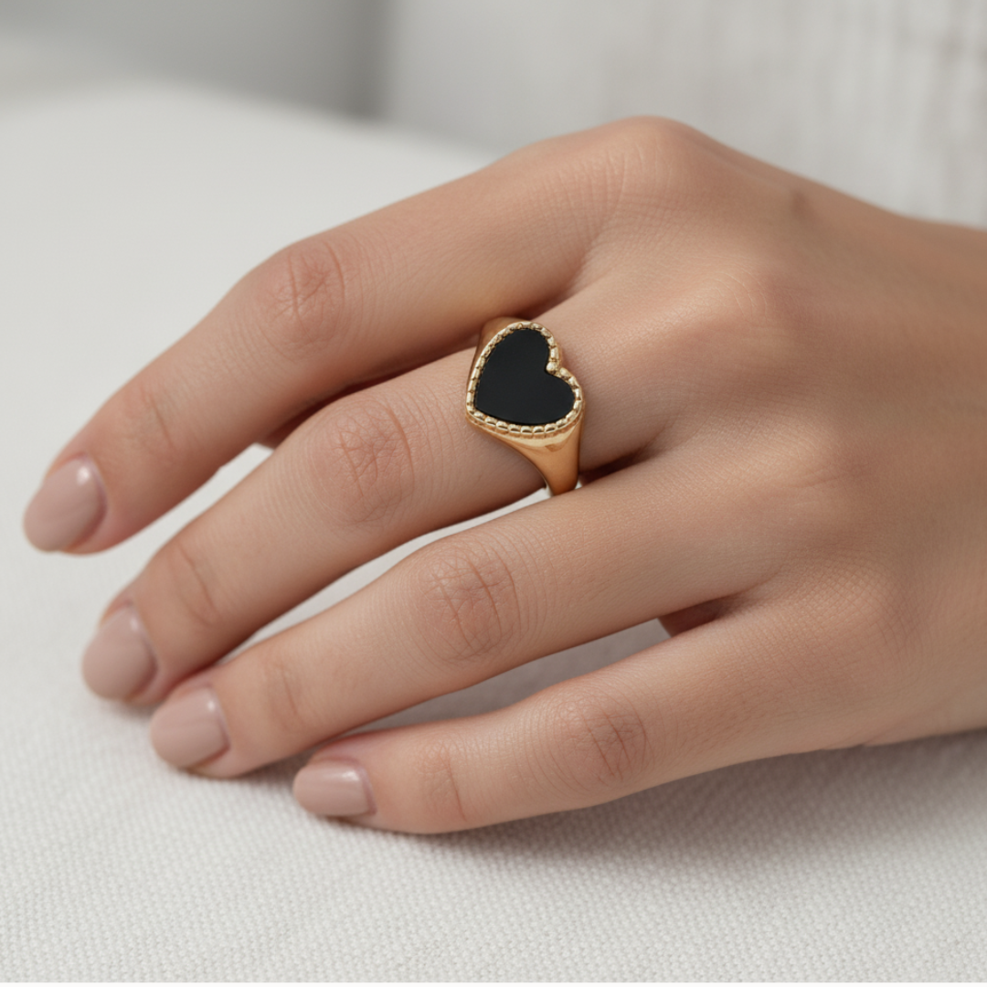 Heart of Gold Signet Ring - Gold and Black